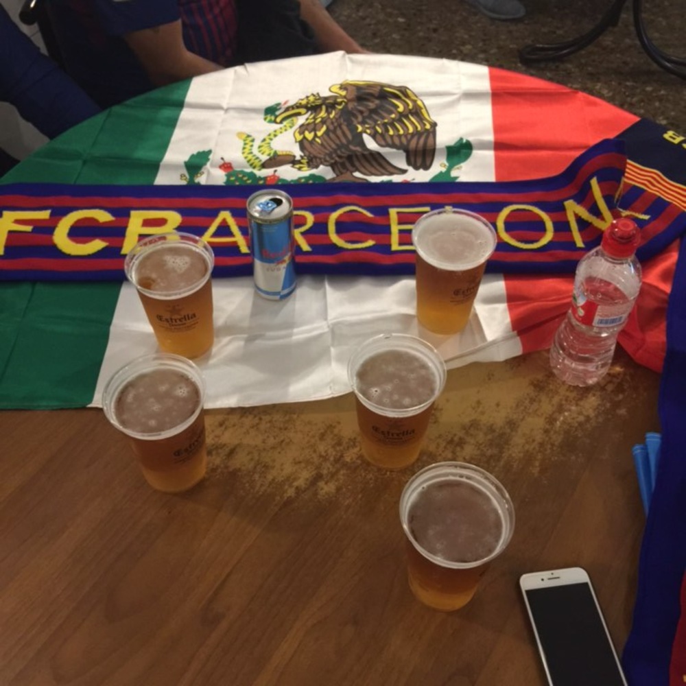 Meet your Posher, Victor